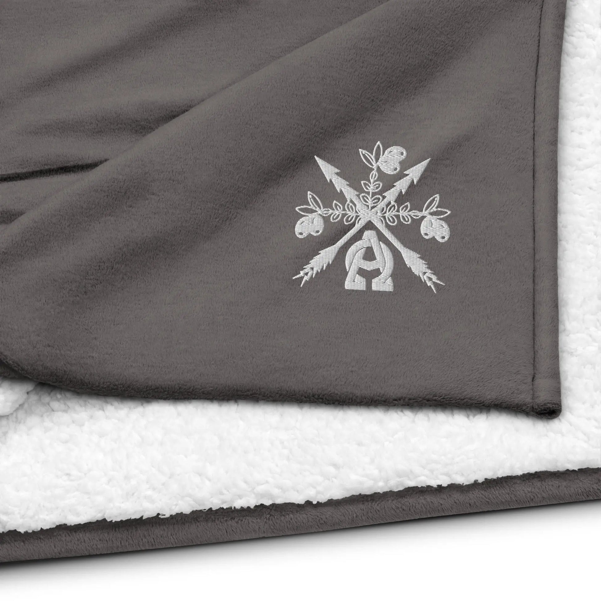 -A&O™- Premium Embroidered Sherpa Blanket - Image #22