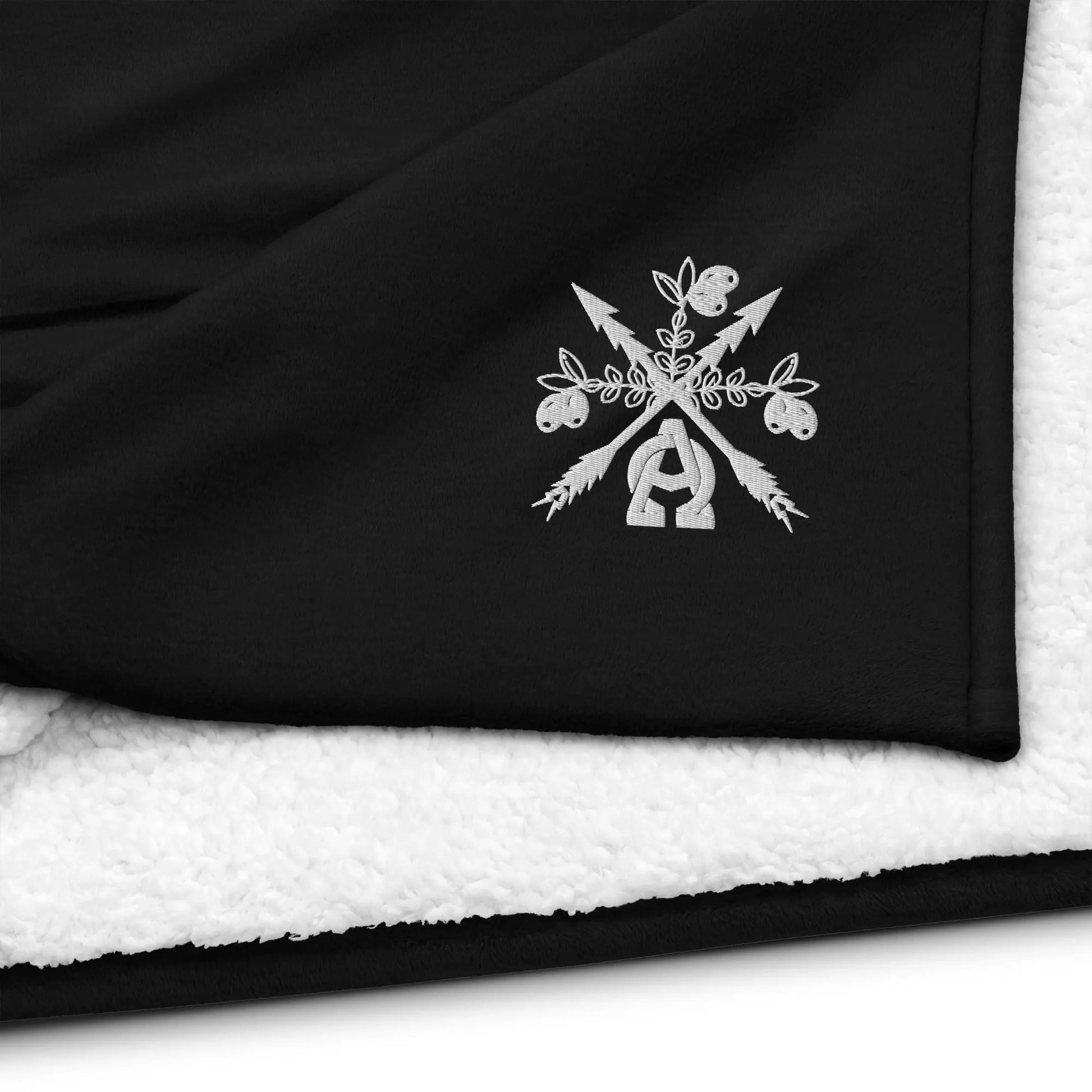 -A&O™- Premium Embroidered Sherpa Blanket - Image #6