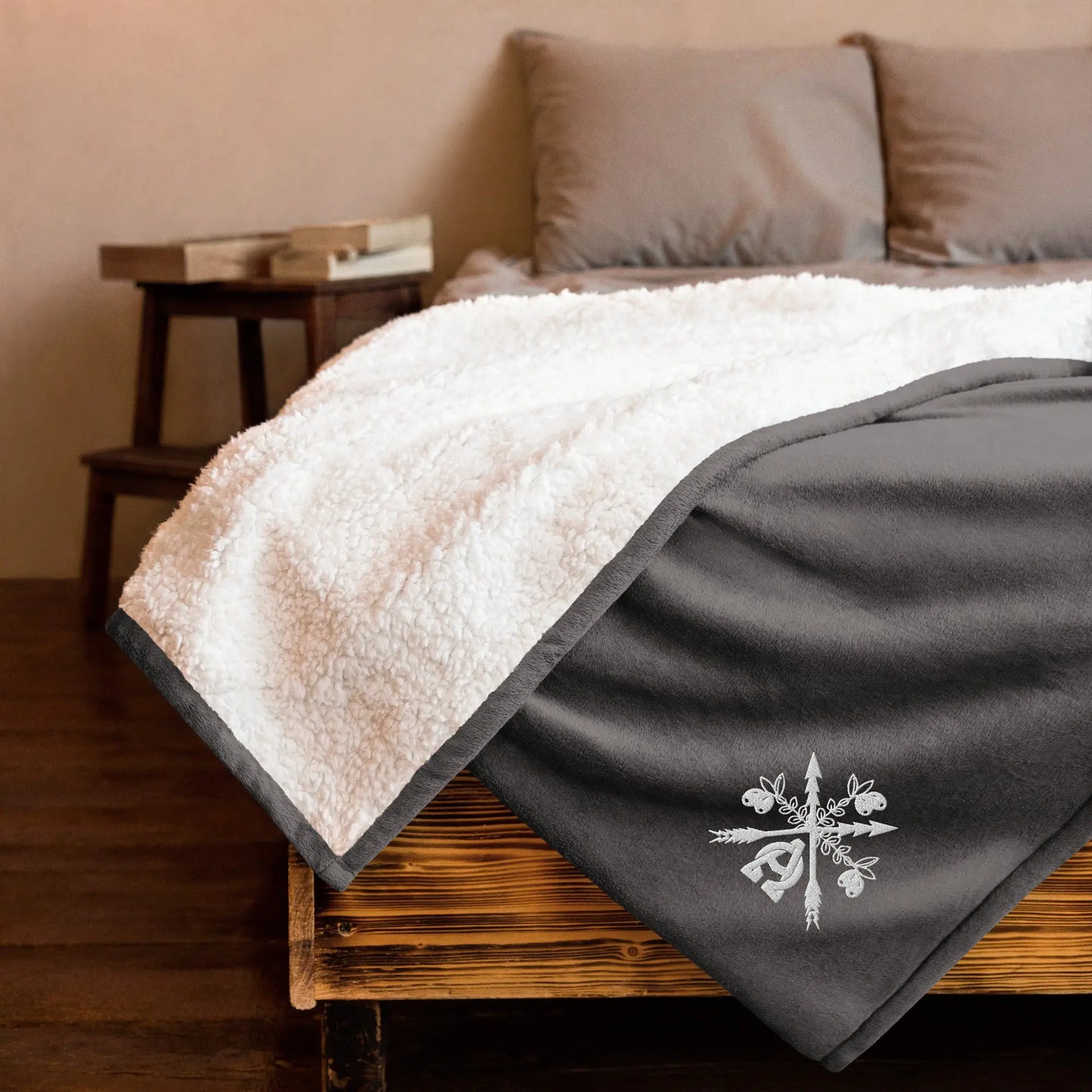 -A&O™- Premium Embroidered Sherpa Blanket - Image #21