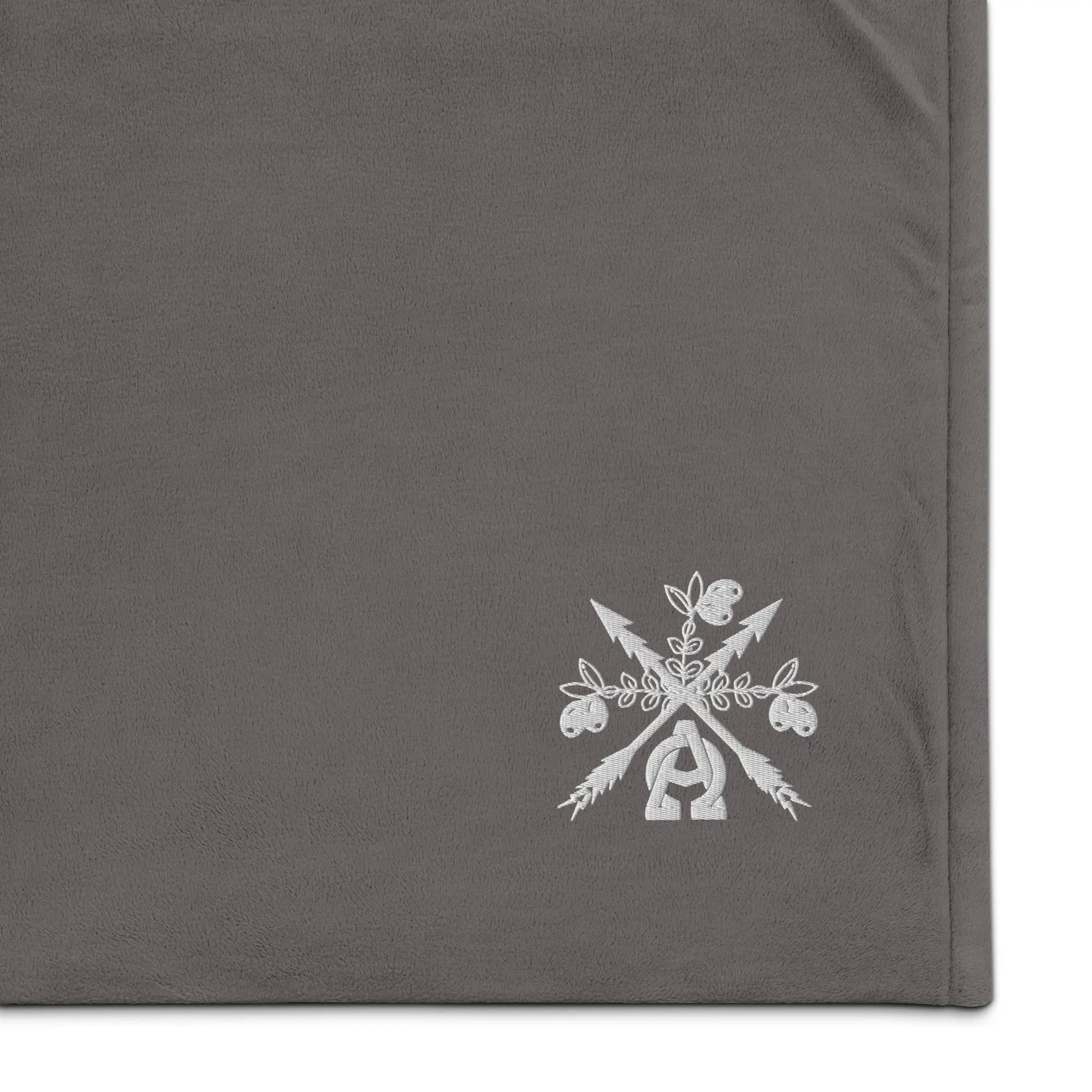 -A&O™- Premium Embroidered Sherpa Blanket - Image #31